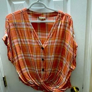 Shirts and vest Medium for shirts and small for vest